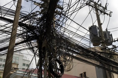 tangled_power_wires_vietnam.jpg