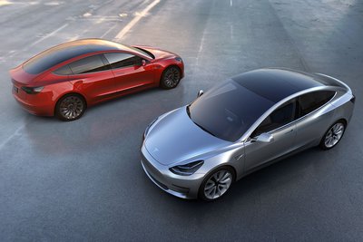 Tesla-Model-3-2017-Vorstellung-1200x800-050680792756db38.jpg