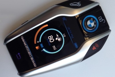 BMW-i8-Schluessel-Displayschluessel-Display-Key-Galaxy-Gear-750x500.jpg