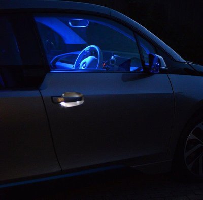 BMWi3-door-handle-light.jpg