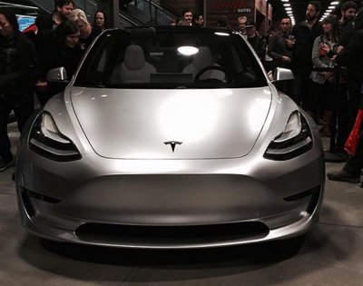 Silver-Tesla-Model-3-front-employee-party-6.jpg
