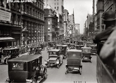 Bild 5th Anvenue in New York 1913.jpg