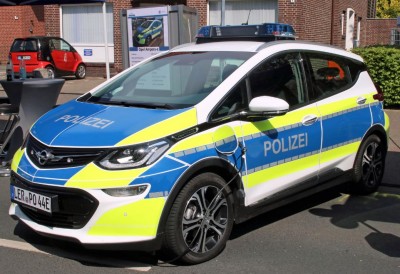 Polizei Opel Ampera-e 1.JPG